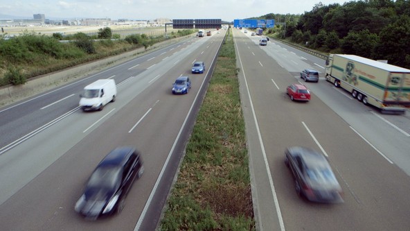 Severno Porenje-Vestfalija & Brandenburg: Omejitev hitrosti na avtocestah ima pozitiven učinek