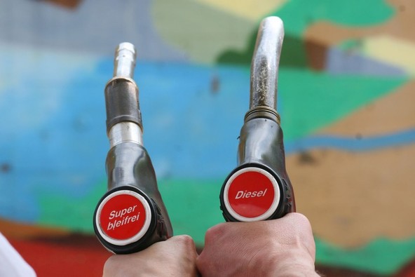 Global Automotive Executive Survey 2017: Slabi obeti za dizelsko gnana osebna vozila