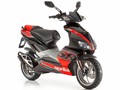 ADAC test 50-kubičnih skuterjev : Izdelki znamk Aprilia, Peugeot in Vespa prepričljivi zmagovalci