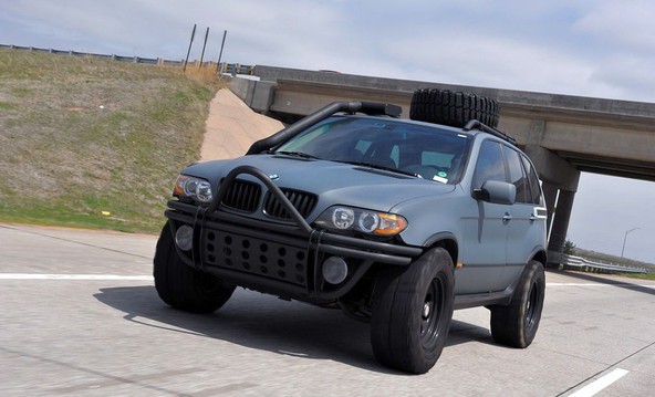 BMW X5 by Fluid Motor Union: Projekt X, BMW za brezpotja