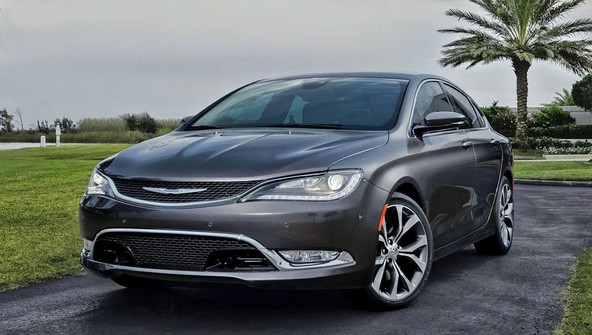 Chrysler 200: Napoved nove lancie?