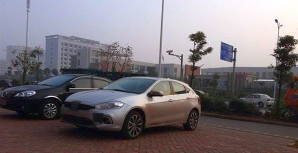 FIAT viaggio hatchback: Novi bravo?
