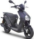 ADAC test 50-kubičnih skuterjev : Izdelki znamk Aprilia, Peugeot in Vespa prepričljivi zmagovalci