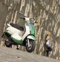 ADAC test 50-kubičnih skuterjev : Izdelki znamk Aprilia, Peugeot in Vespa prepričljivi zmagovalci