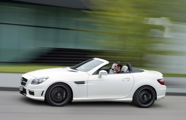 Mercedes-Benz SLK 55 AMG: Kompaktni superšportnik z varčevalnim potencialom