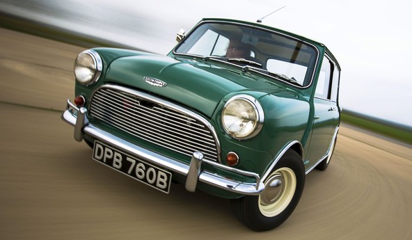 Izbor bralcev revije Autocar: Originalni mini je najboljši britanski avtomobil vseh časov