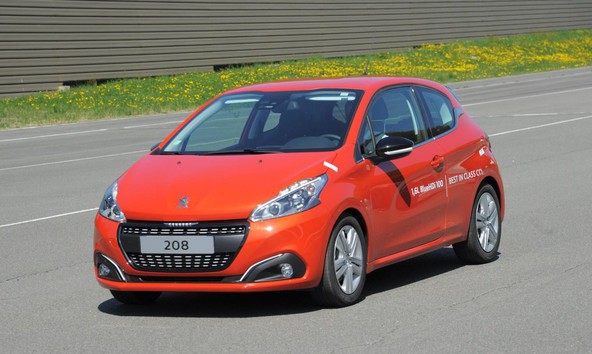 Peugeot 208 BlueHDi: Postavitev novega svetovnega rekorda