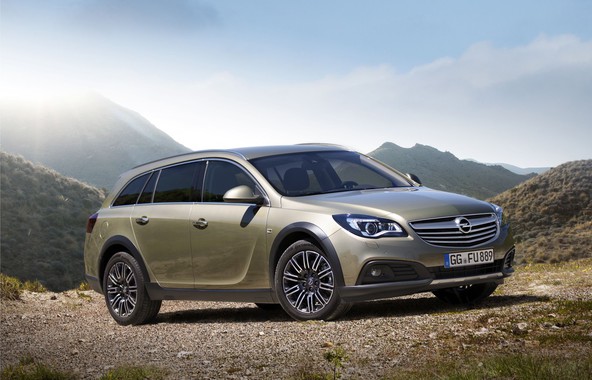Opel insignia country tourer: Insignia s SUV karakterjem
