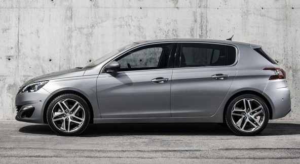 Novi peugeot 308: Lažji in bolj kompakten
