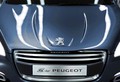 5 by Peugeot hybrid4 concept: Obuditev limuzinske serije 5