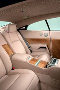 Rolls-Royce wraith: Sprememba namembnosti ob oživitvi stare modelne oznake
