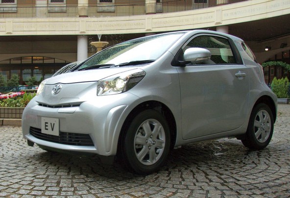 Toyota EV prototype: Evropska premiera