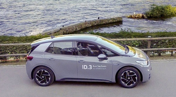 Volkswagen ID.3 & Felix Egolf: Novi, delno kredibilni rekord