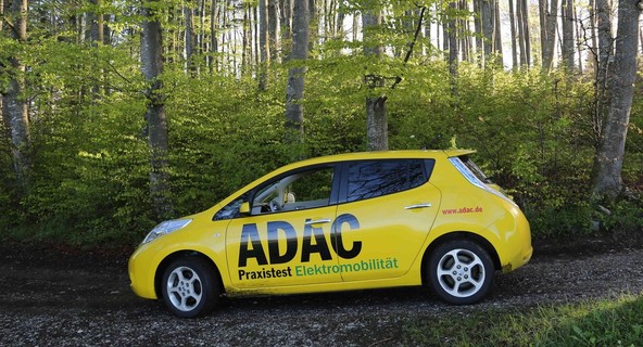 LEAF po 80.000 prevoženih kilometrih: Staranje akumulatorjev vpliva na akcijski radij