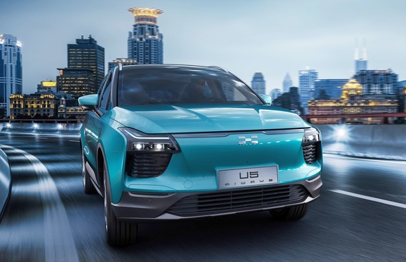 Avtomobilska eksotika v Nemčiji: Manj kot tisoč prodanih primerkov v letu 2023