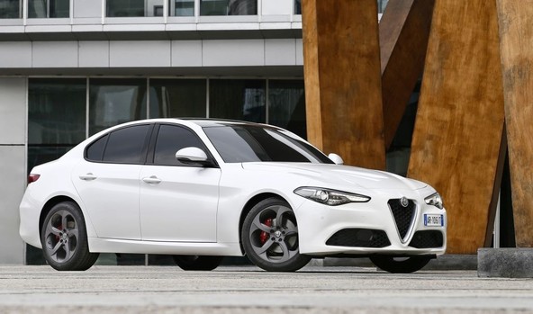 Alfa Romeo giulia: Svetovna premiera Continentalovega zavornega sistema MK C1