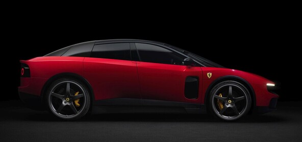 Ferrari luce: Kupcem v ZDA in na Kitajskem je všeč