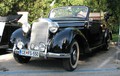 »IZBOR SLOVENIJE - Concours d`Elegance 2014«: Na Bledu zbrani najlepši slovenski starodobniki