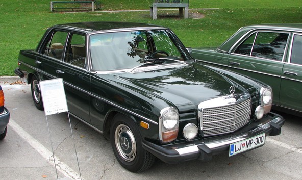 »IZBOR SLOVENIJE - Concours d`Elegance 2014«: Na Bledu zbrani najlepši slovenski starodobniki