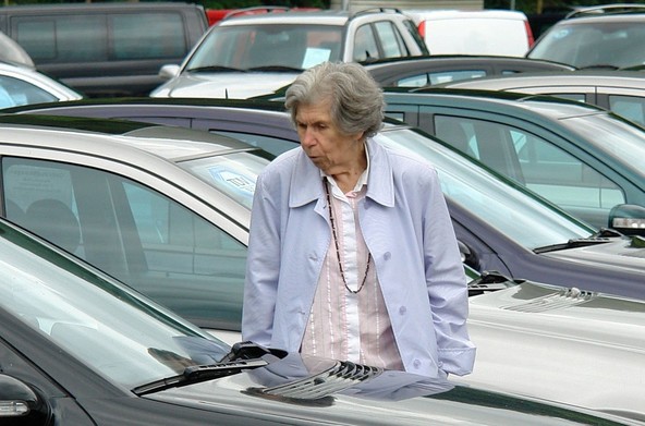 Raziskava nemškega združenja DAT: Nemški 'bestagerji' ljubijo SUV vozila