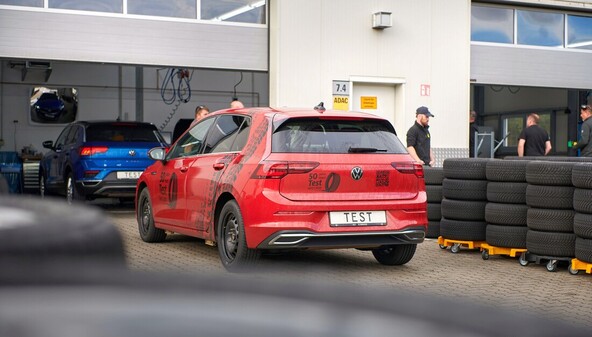 ADAC test celoletnih pnevmatik: Presenečenje znamke Continental
