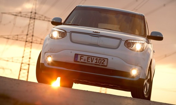 Test 7-letnega 'električarja': Drastičen upad razpoložljive kapacitete akumulatorjev