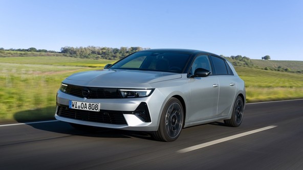 Izbira večine nemških kupcev: Avtomobili v sivi, srebrni, črni ali beli barvi