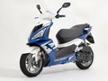 ADAC test 50-kubičnih skuterjev : Izdelki znamk Aprilia, Peugeot in Vespa prepričljivi zmagovalci