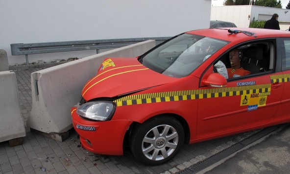 Opozorilo nemških strokovnjakov za prometno varnost: Evropa potrebuje močnejše cestne varnostne ograje …