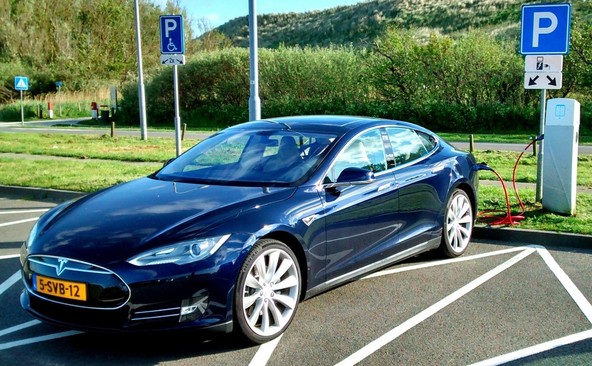 Tencent Keen Security Lab: Nov dokaz ranljivosti Teslinega 'avtopilota'