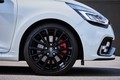 Novi CLIO R.S. in Novi CLIO GT LINE: Pristni užitki v vožnji in dizajn modelov Renault Sport