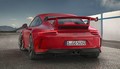 911 za cestne in dirkalne izzive – novi Porsche 911 GT3: Svetovna premiera v Ženevi: močnejši atmosferski motor in podvozje iz dirkalnikov