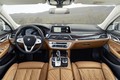 Novi BMW serije 7: BMW krepi podobo vodilnih modelov v razkošnem razredu