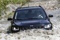 Jeep® Renegade 4xe in Compass 4xe: Prva priključna hibrida znamke Jeep® 