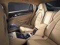 Porsche predstavlja temeljito prenovljeno kombilimuzino: Novi hibridni model in najboljša razredna zmogljivost za Panamero