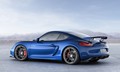 Dvojna svetovna premiera na ženevskem avtomobilskem salonu 2015: Porsche premierno predstavlja dva nova visokozmogljiva avtomobila