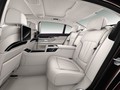 BMW M760Li xDrive: Močan in dominanten