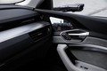 "Audi e-tron extreme", 3. postaja: Royal Danish Playhouse v Kopenhagnu: Oaza miru: prototip Audi e-tron sam na velikem odru