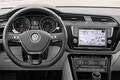 Volkswagen predstavlja novi Touran: "4-litrski avto" med enoprostorci