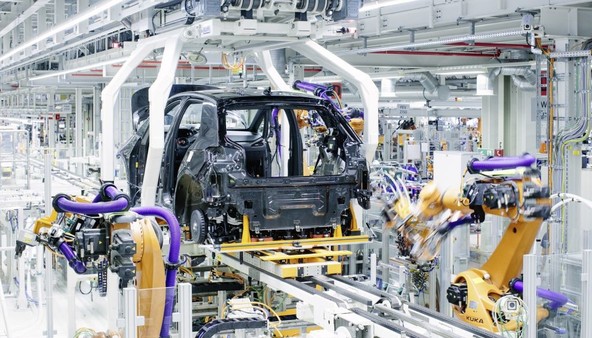 Volkswagen Osebna vozila : Znamka zaradi koronavirusa danes ustavlja proizvodnjo