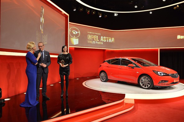 »Zlati volan 2015«: »In zmagovalka je…. Opel Astra!«