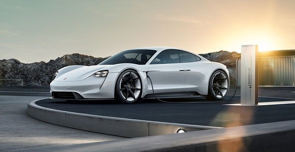 Zelena luč za Mission E: Porsche bo investiral pribl. milijardo evrov 