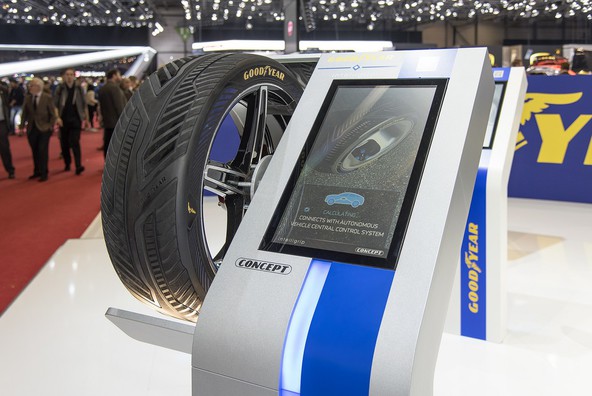 Goodyearova pnevmatika IntelliGrip: Goodyear predstavlja konceptualno pnevmatiko z napredno tehnologijo senzorjev