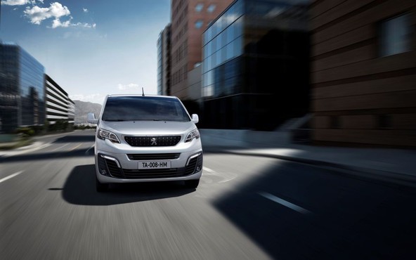 Novi PEUGEOT Expert: V prednosti za eno generacijo