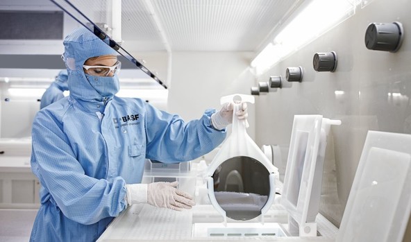 BASF − avtomobilski barvni trendi 2016/17: Urbane in naravne barve, ki ustvarjajo paralakso