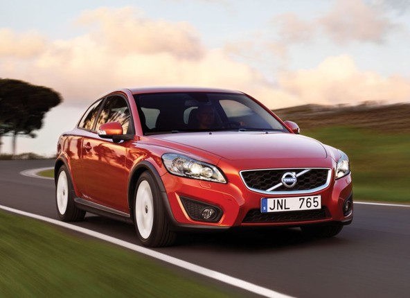 Volvo C30 : Izpust CO2: 99 g/km