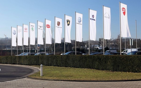 Koncern Volkswagen: Koncern Volkswagen v prvem polletju prodal 5,12 milijona vozil