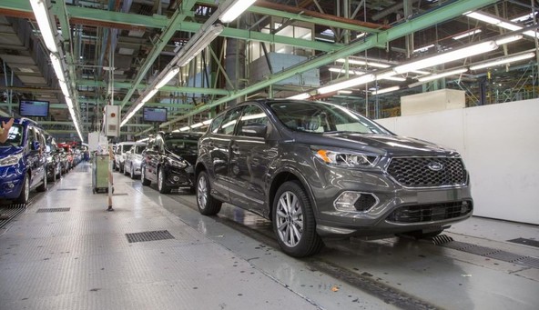 Fordov ‘preizkus s škrati’: Ford je kot prvi v avtomobilski panogi uvedel tehnologijo ‘Vision System’