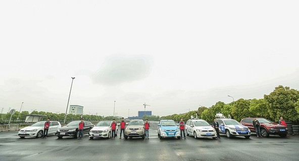 Bosch predstavlja svojo avtomatizirano iniciativo na Kitajskem: Pogodbe o sodelovanju z AutoNavi, Baidu in NavInfo za izjemno natančne zemljevide