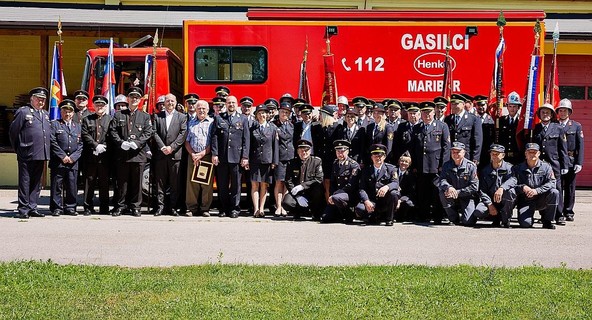 Gasilsko orodno vozilo OVVO: Velika pridobitev za gasilce Henkel Maribor